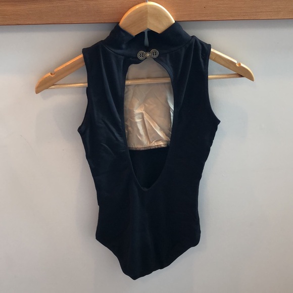 Elegant Ainslie Wear Bodysuit *Made in 🇨🇦*! - Picture 1 of 6